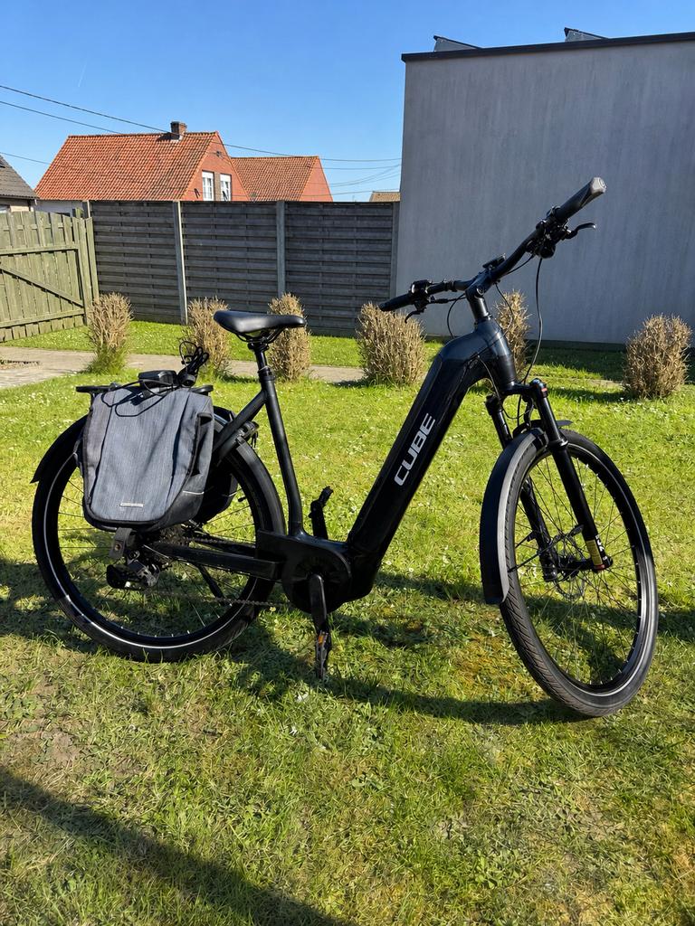 Elektrische fiets Cube Kathmandu 750Wh – 2024, Fietsen en Brommers, Elektrische fietsen, Ophalen, Zo goed als nieuw, Cube