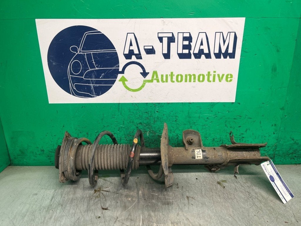 AMORTISSEUR OU ABSORBEUR DE CHOC AVANT GAUCHE Juke (F15), Germany@nissan-services.eu, Kronenweg 38
50389  Wesseling, DE, Utilisé