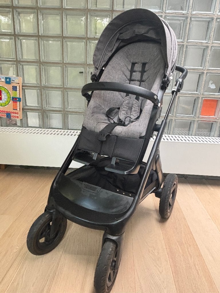 Stokke Trailz Kinderwagen, Enfants & Bébés, Autres marques, Pneus, Comme neuf, Enlèvement