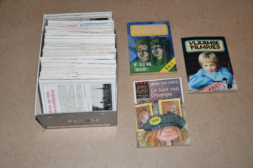 56 Vlaamse filmpjes - jeugdboekjes 10-13-jarigen - 1981-1992, Boeken, Gelezen, Diverse auteurs, Ophalen of Verzenden, Overige onderwerpen