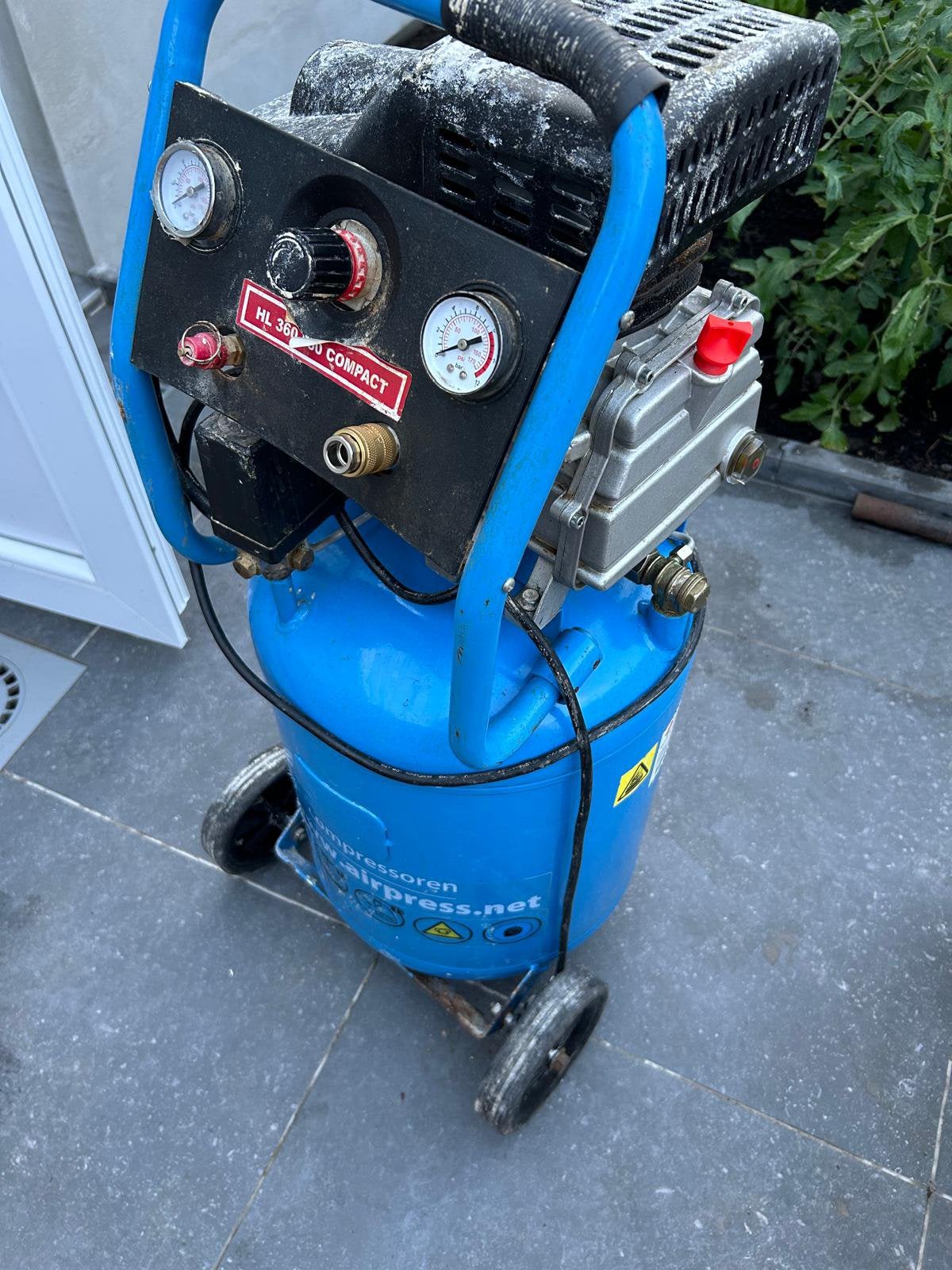 compressor, Ophalen, Gebruikt, 6 tot 10 bar, 25 tot 100 liter