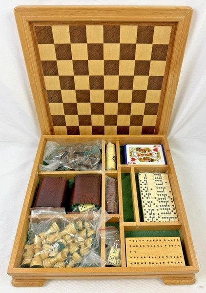 Collection de jeux en bois 8 en 1 : échecs, dames, backgammo, 1 ou 2 joueurs, Envoi, Comme neuf, Onbekend