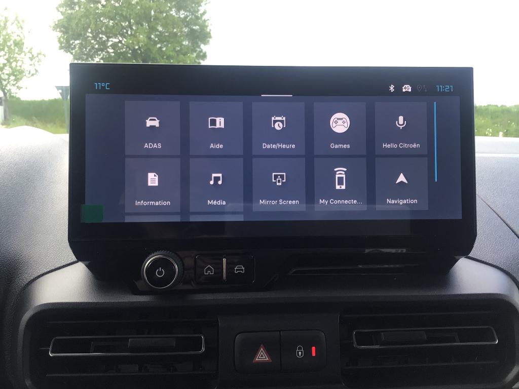 citroen berlingo 100pk 10/2025 10km 3plaatsen full/option, Autos, 100 kW, Achat, Euro 6, Entreprise
