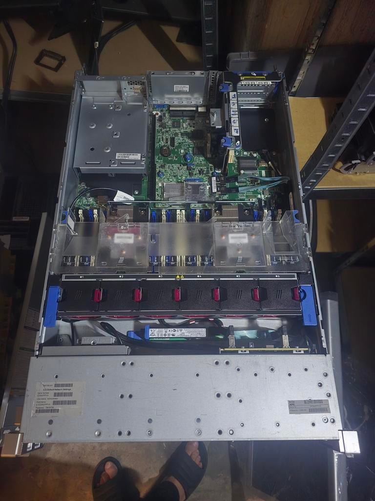 HPE PROLIANT DL380 GEN9 8SFF, Computers en Software, Ophalen of Verzenden