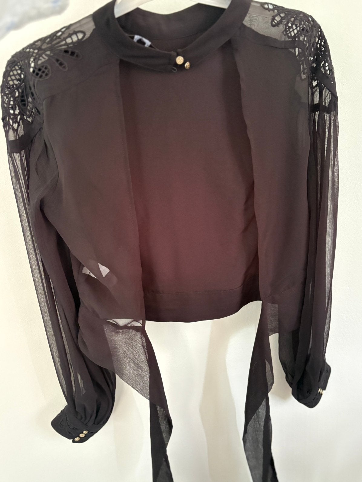 Blouse Nikkie, Verzenden, Zo goed als nieuw, Zwart
