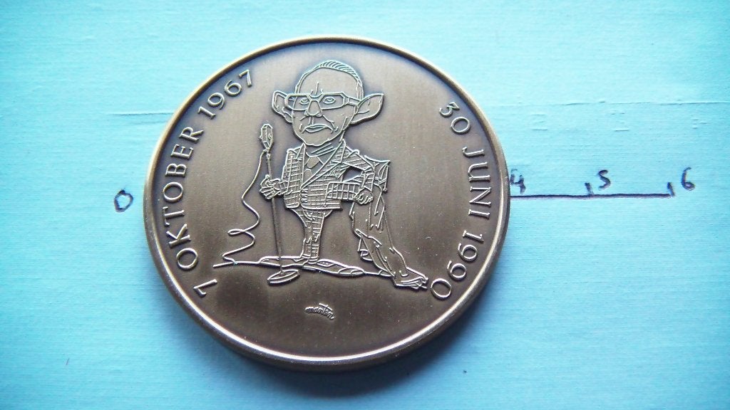 médaille jos ghysen 1990 cuivre, Enlèvement