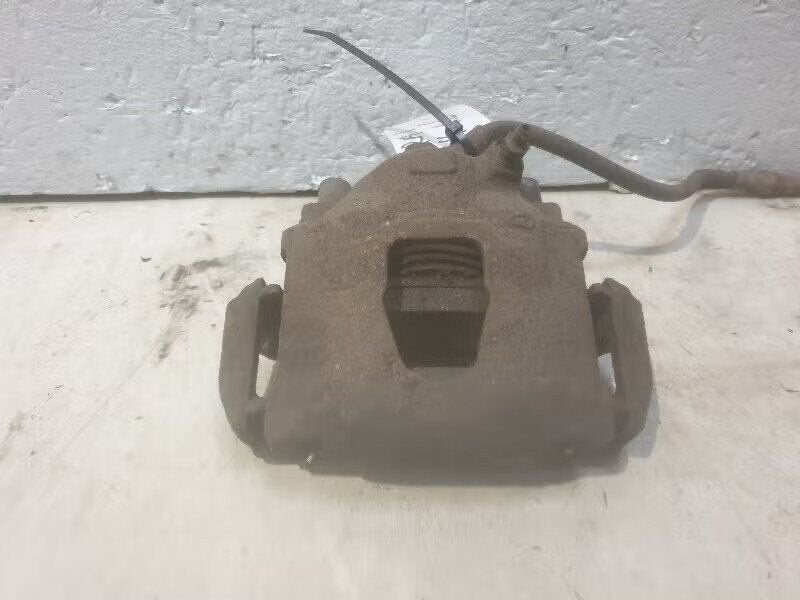 REMKLAUW RECHTS VOOR Ford Sierra I (01-1982/02-1987), Autos : Pièces & Accessoires, Enlèvement ou Envoi, Henry-Ford-Straße 1 50735 Köln, DE