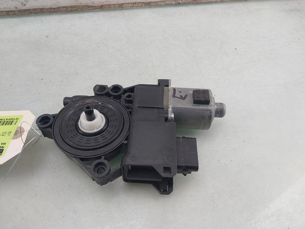 MOTOR RAAMMECHANIEK Kia Niro II (SG2) (|82450AT100|), Robert Bosch AG, Robert-Bosch-Allee 1
74232  Abstatt, DE, Engineering@bosch.com