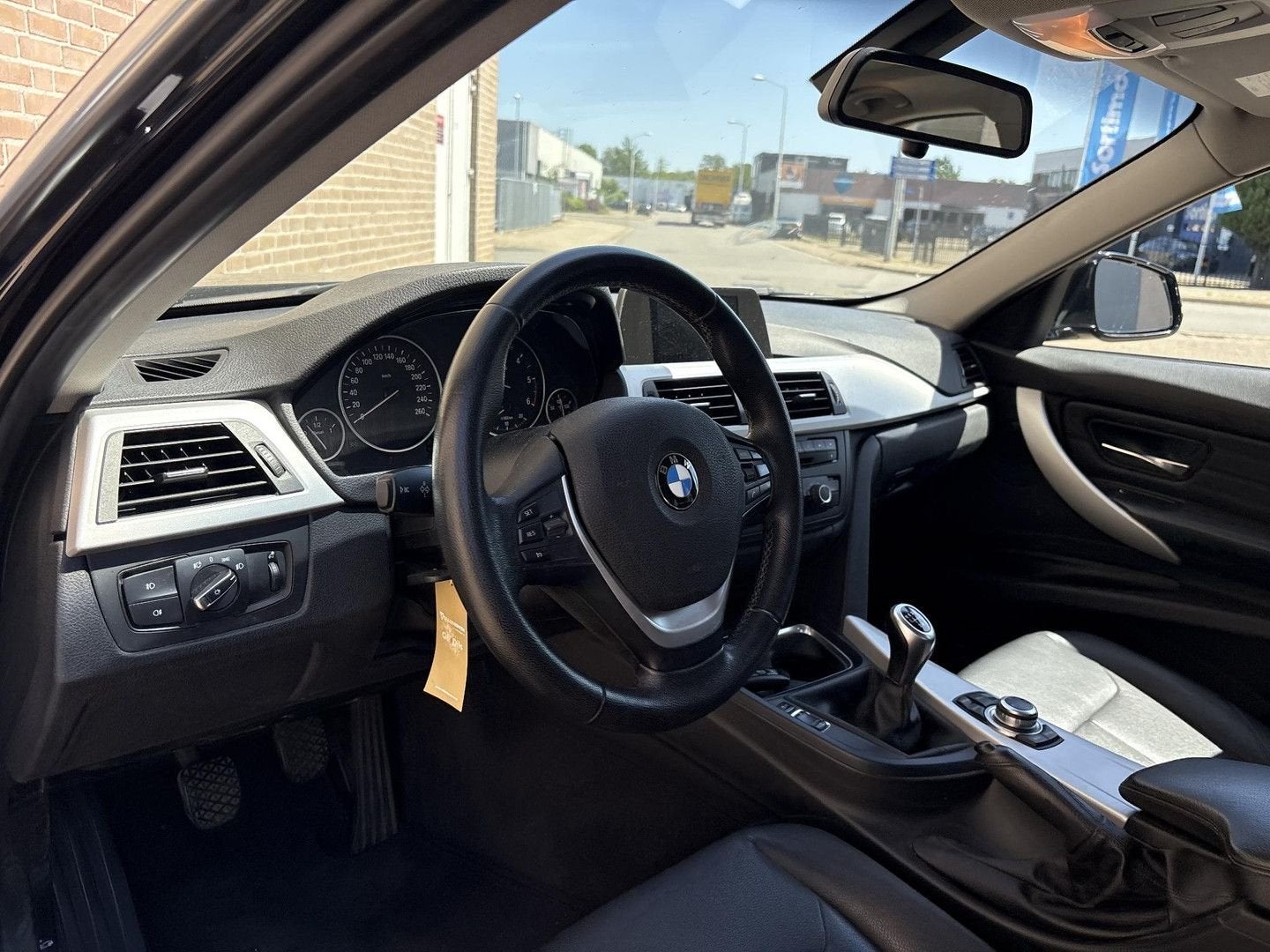 BMW 320 3-serie 320d EfficientDynamics Upgrade Edition | Cli, Auto's, BMW, Zwart, 109 g/km, Zwart, Bedrijf