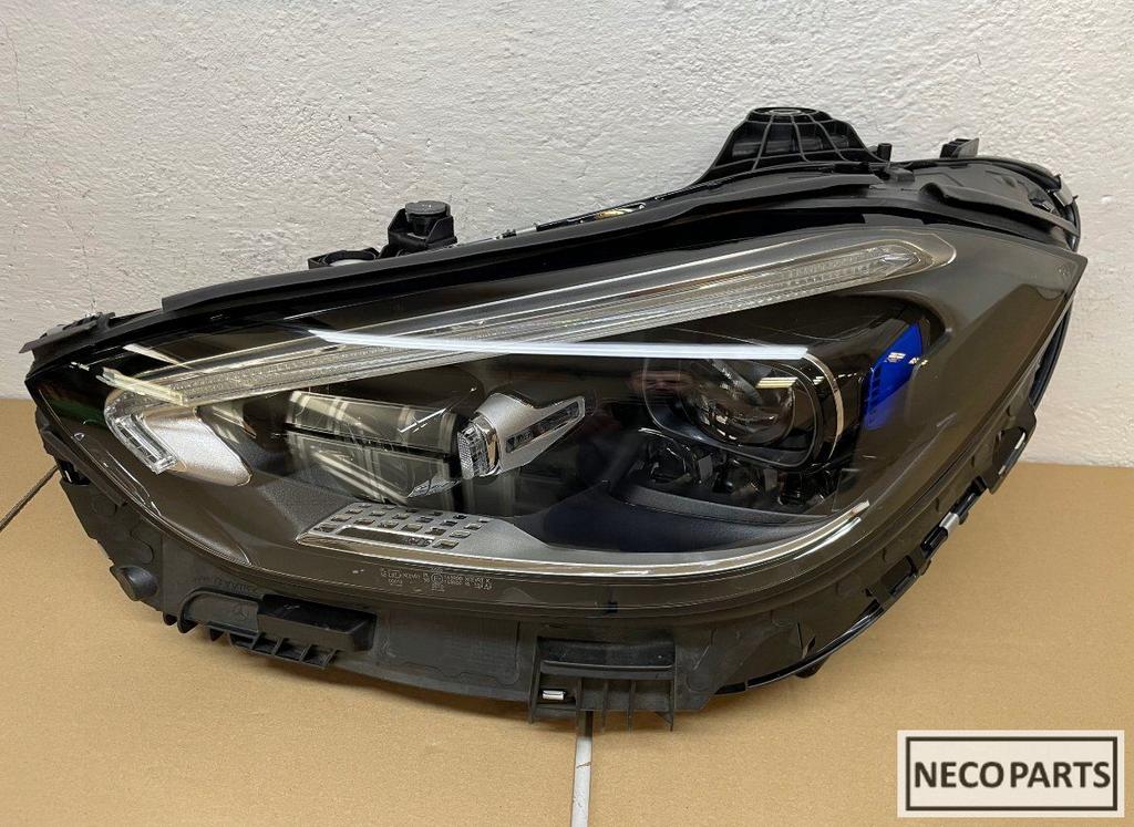 MERCEDES BENZ C KLASSE W206 DIGITAL LED KOPLAMP ALLES LEVERB, Utilisé, -, -, Enlèvement ou Envoi