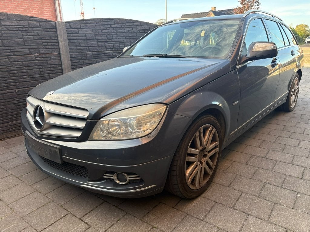 Mercedes C 200 CDI Avantgarde *136pk 2400€, Parkeersensor, Achterwielaandrijving, 4 cilinders, Leder en Stof