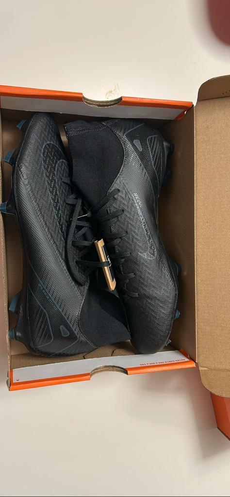 Nike voetbalschoenen, Ophalen, Zo goed als nieuw