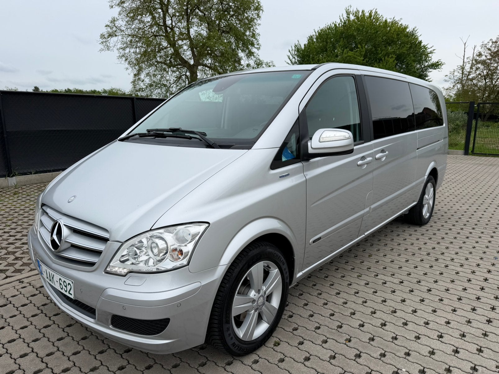 Mercedes viano 2.2 cdi km 148000 met 8 personen, Autos, Euro 5, Achat, Entreprise, Boîte manuelle