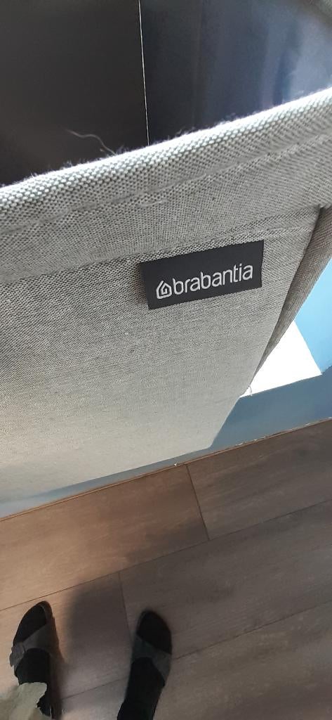 Brabantia  wasmanden en vuilbak, Enlèvement, Comme neuf
