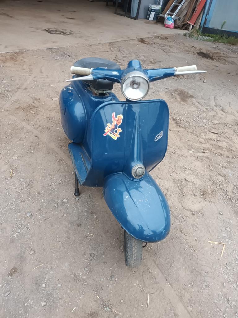 Plusieurs ancêtres mobylettes, Motoren, Motoren | Oldtimers
