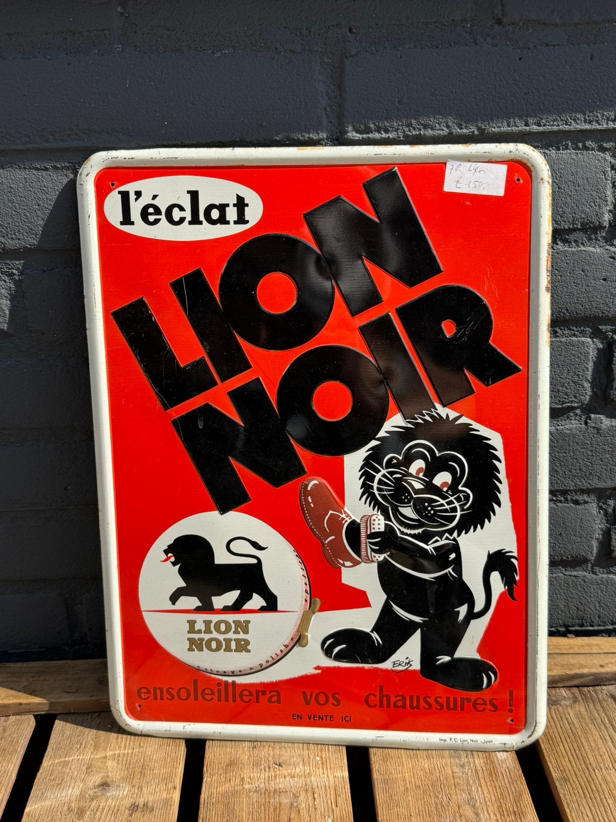 Ancien panneau publicitaire pour cirage  Lion Noir, Enlèvement ou Envoi, Utilisé, Panneau publicitaire