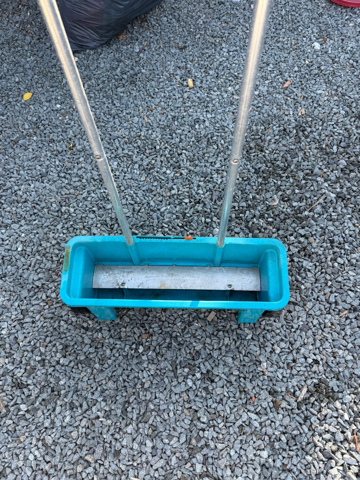 Strooiwagen voor de gazon, Tuin en Terras, Gras en Kunstgras, Ophalen, Gebruikt, 20 m² of meer, Gras