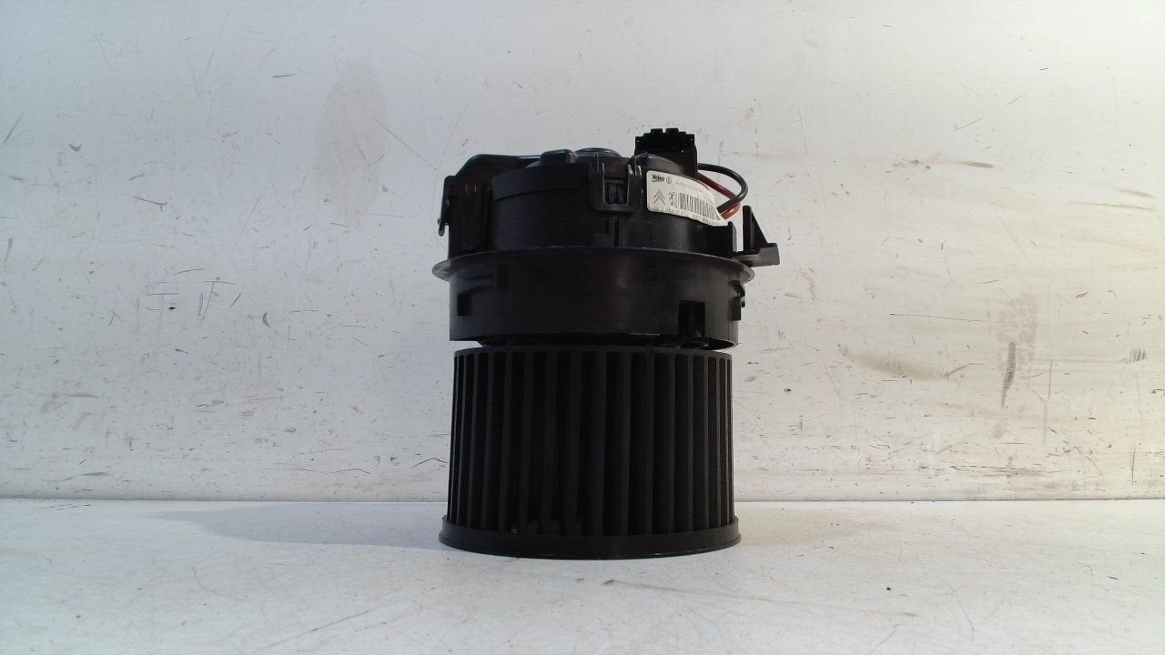 Kachel ventilator motor Peugeot 208, Onderdelen@venauto.nl, Van der Ven Autorecycling B.V., Ettenseweg 76, 4706 PB Roosendaal, The Netherlands