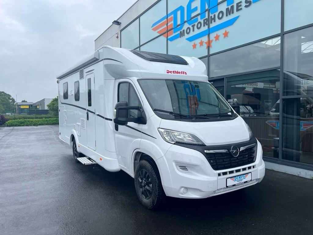 DETHLEFFS JUST CAMP T7052 DBM Direct leverbaar, Caravanes & Camping, Jusqu'à 4, Fiat, Boîte manuelle, Intégral