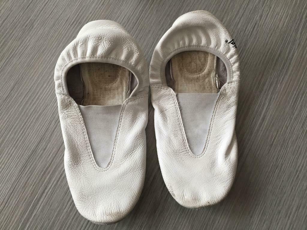 Dansschoenen - ritmisch gymnastiek (maat 37), Ophalen of Verzenden, Zo goed als nieuw, Schoenen