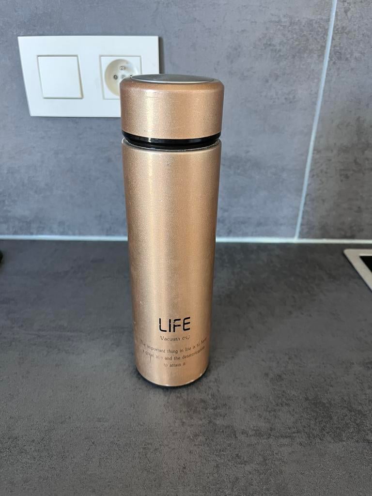 Bouteille d'eau d'un demi-litre, Enlèvement, Utilisé