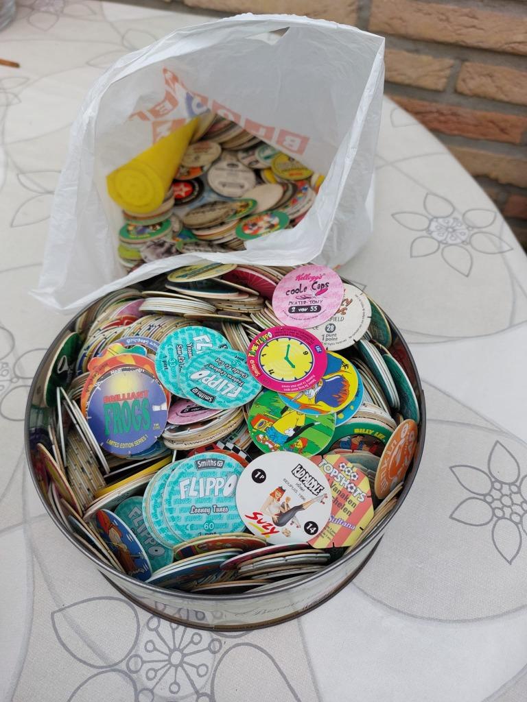Mega verzameling Flippo's (ongv. 1200), Verzamelen, Ophalen, World, Verzameling