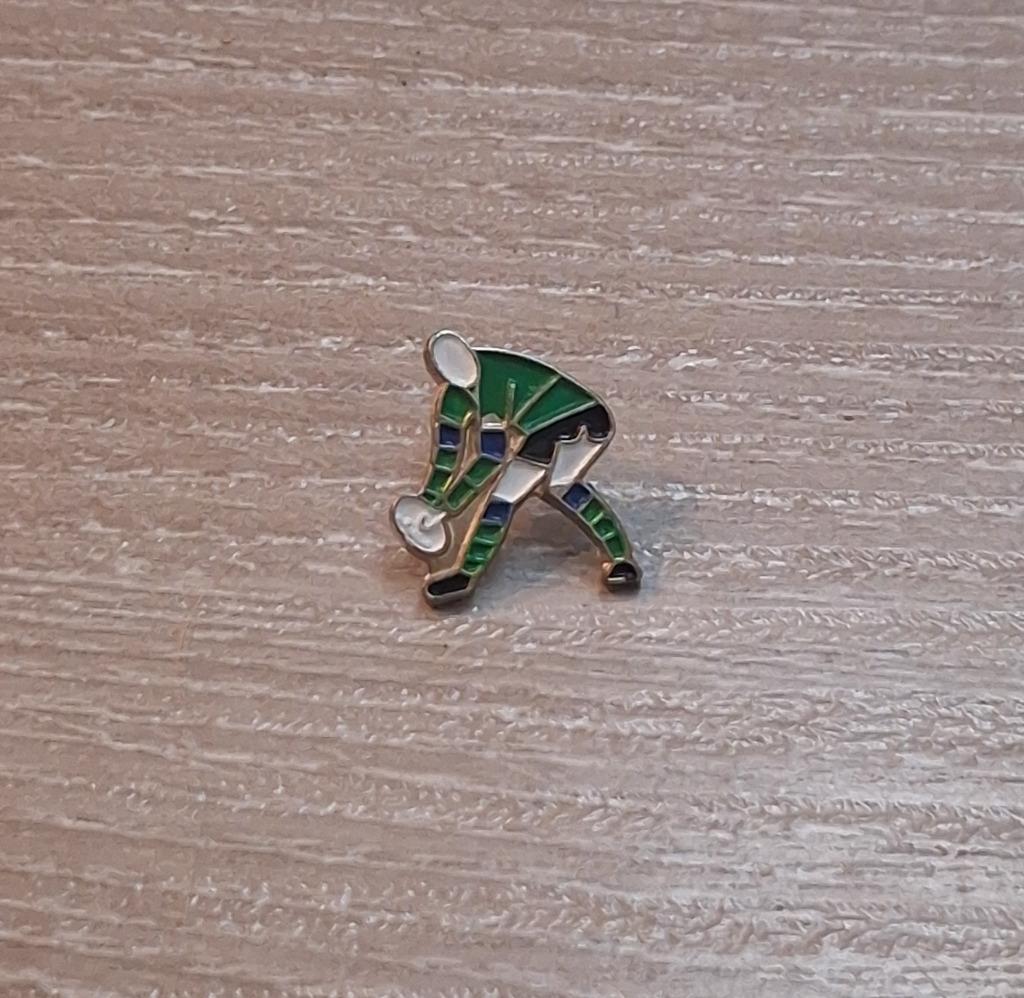 PIN - RUGBY - AMERICAN FOOTBALL, Envoi, Utilisé, Sport, Insigne ou Pin's