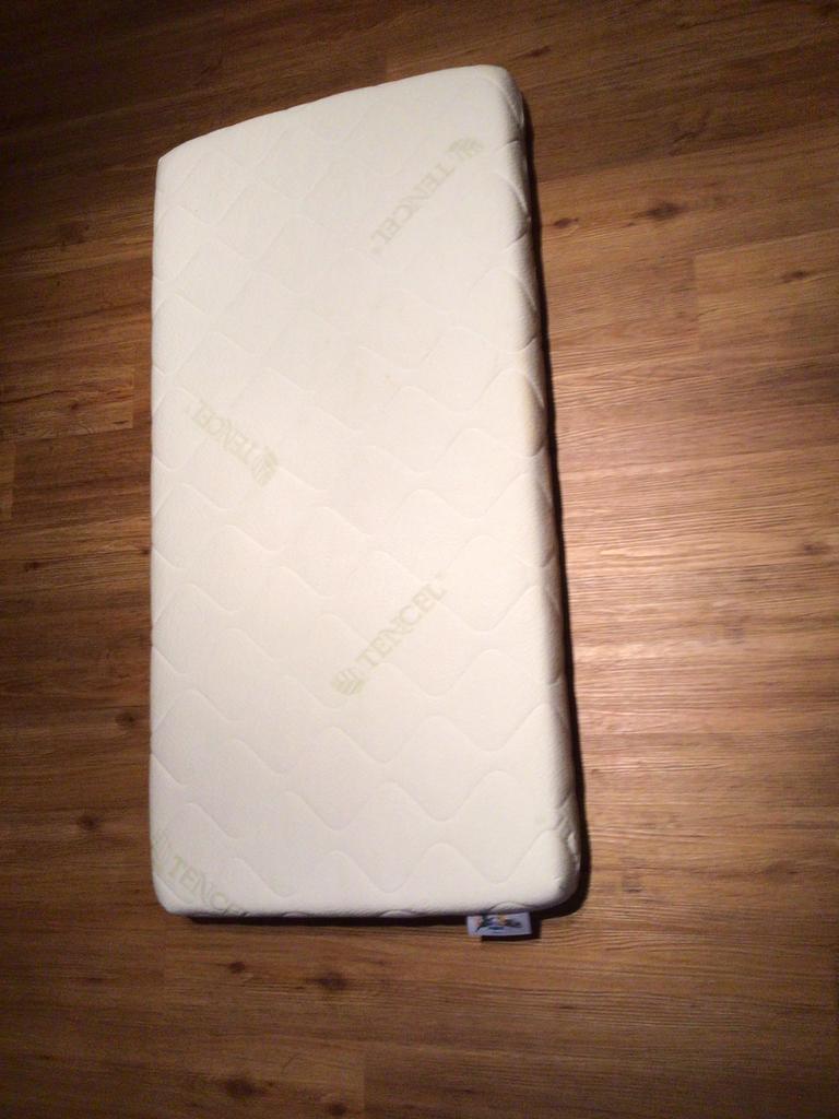 ABZ Airgosafe babymatras, Kinderen en Baby's, Babywiegjes en Ledikanten, Zo goed als nieuw, Ophalen of Verzenden