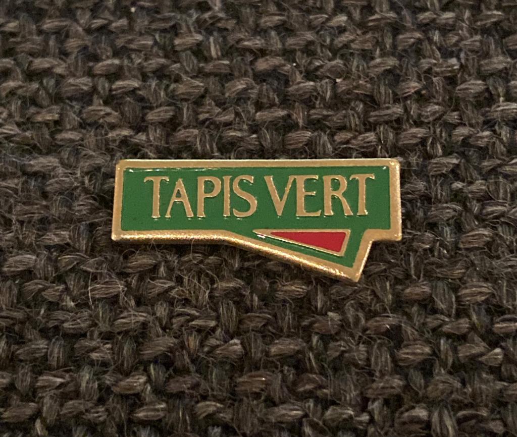 PIN - TAPIS VERT, Envoi, Utilisé, Autres sujets/thèmes, Insigne ou Pin's