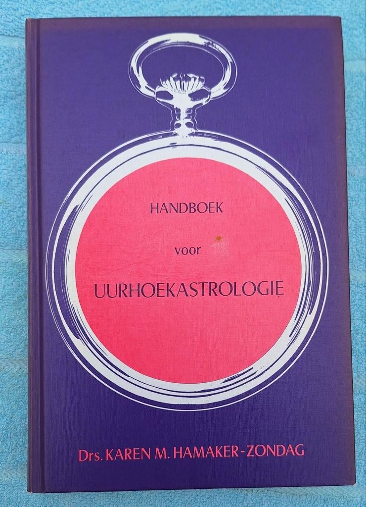 Handboek voor uurhoekastrologie van drs Karen M. Hamaker, Ophalen of Verzenden, Zo goed als nieuw