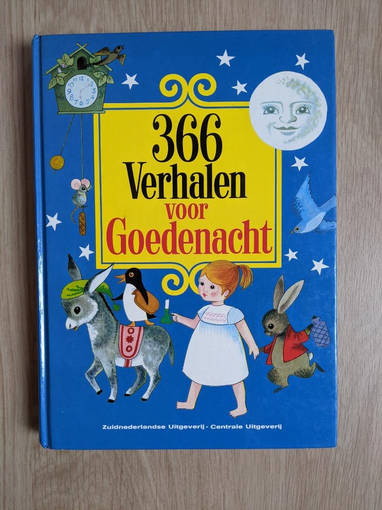 366 verhalen voor goedenacht, Ophalen, Zo goed als nieuw, Sprookjes, Voorleesboek