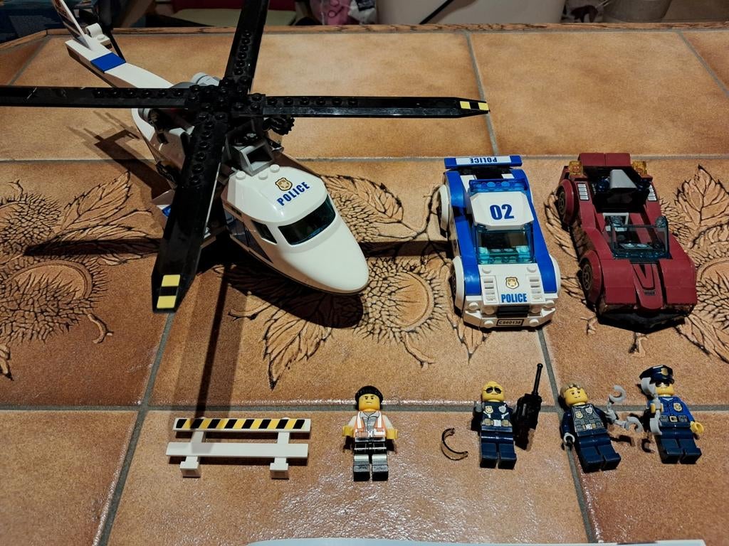 Lego City 60138 Helikopterachtervolging, Kinderen en Baby's, Ophalen of Verzenden, Lego