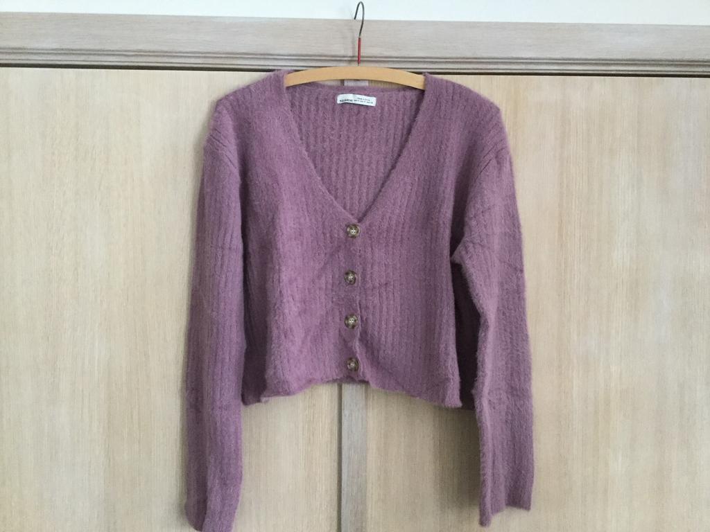 Lila Gilet van Pull&Bear Maat M, Kleding | Dames, Maat 38/40 (M), Paars, Ophalen of Verzenden, Zo goed als nieuw