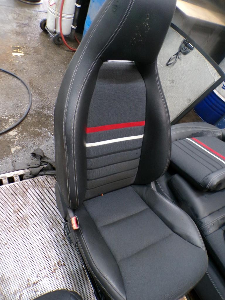 Interieur complet semi cuir Mercedes A176 2012-2015 LP/15174, Autos : Pièces & Accessoires, Enlèvement ou Envoi, Utilisé