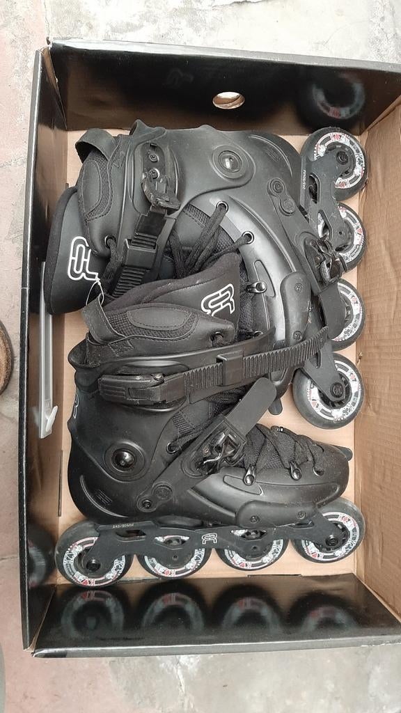 Skates FR3 80 zwart maat 39, Sport en Fitness, Skeelers, Ophalen