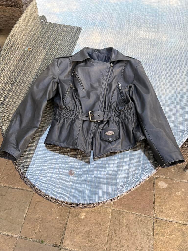 Zeer mooi Lederen Damesjasje ( moto) Als nieuw!, Ophalen, Jas | leer, Richa, Dames