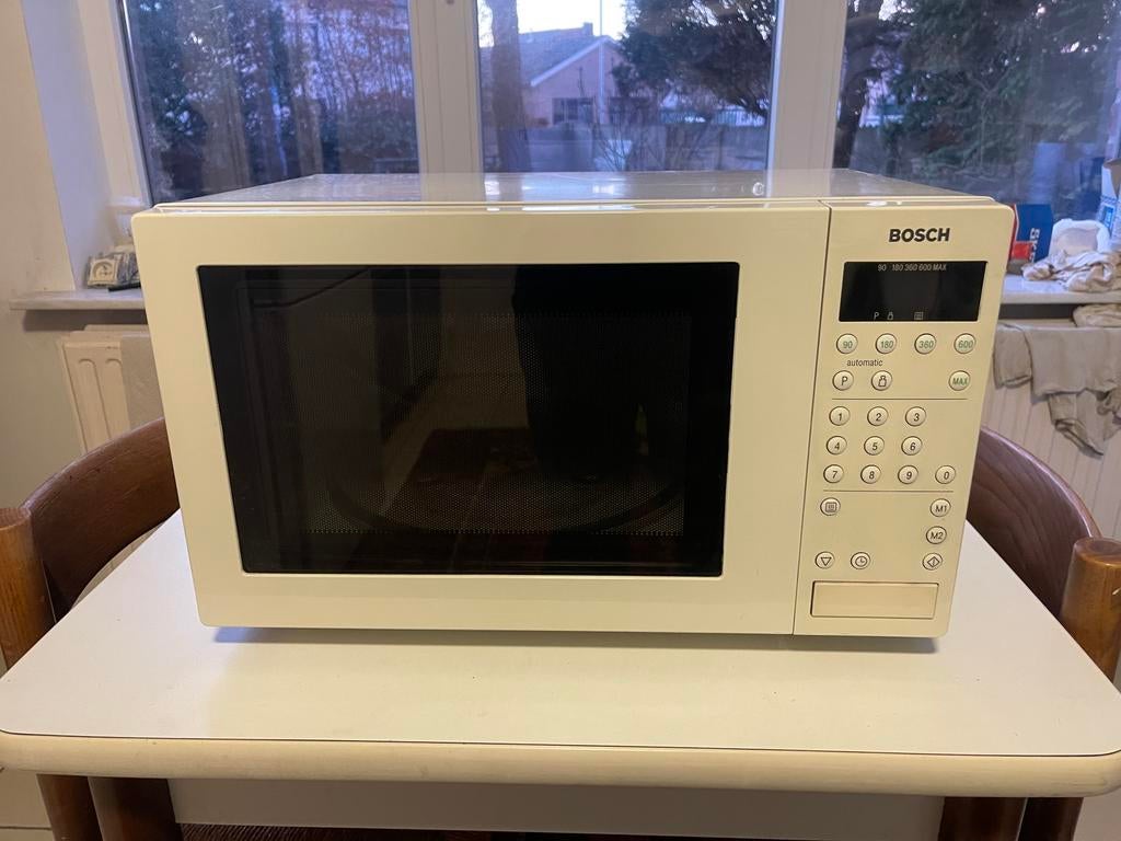 Micro-ondes Bosch, Comme neuf, Moins de 45 cm, Enlèvement, À Poser