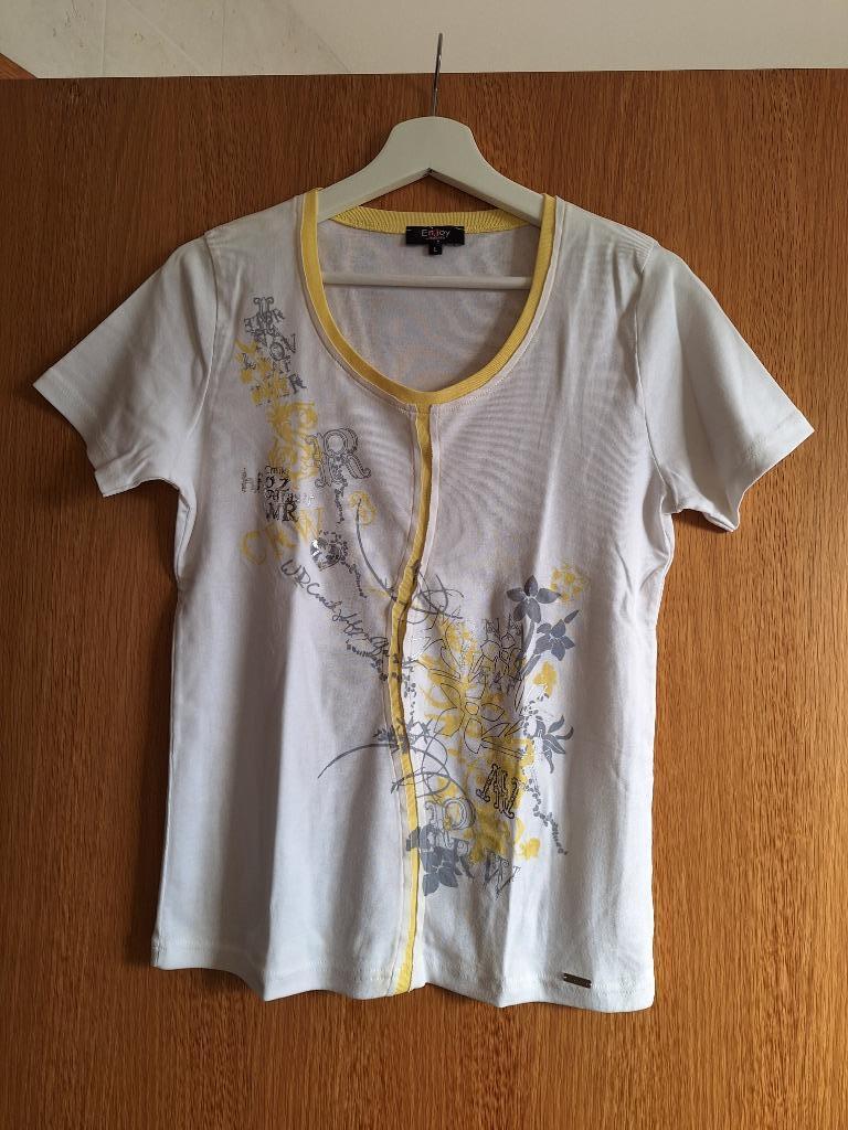 Wit met gele t-shirt Enjoy (large), Wit, Maat 42/44 (L), Enjoy, Ophalen of Verzenden