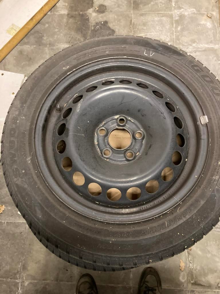 Winterbanden VW / Skoda, Ophalen, Zo goed als nieuw