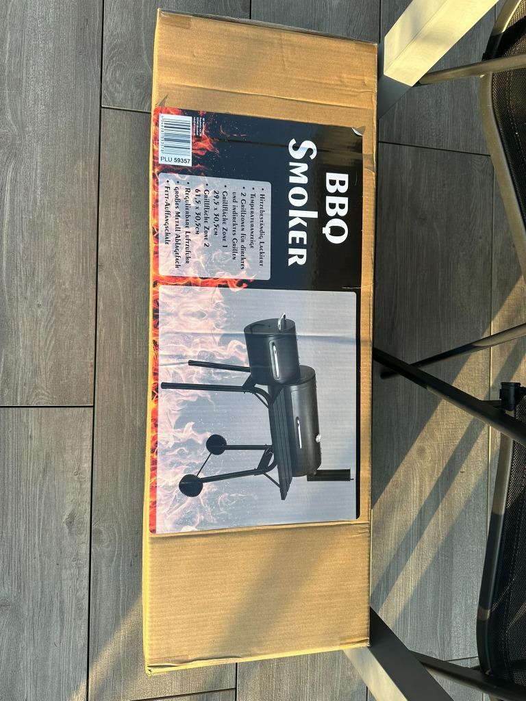 BBQ Smoker - Nieuw, maar weg wegens dubbel gebruik, Ophalen of Verzenden, Nieuw