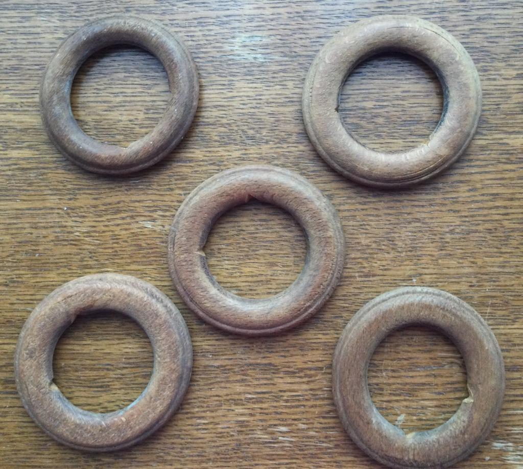 Houten ringen - gordijnringen, Ophalen of Verzenden, Gebruikt