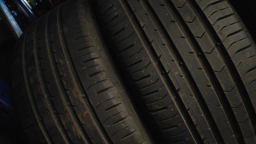 205/55r16 continental 40€ l'unité avec montage et équilibrag, Enlèvement ou Envoi