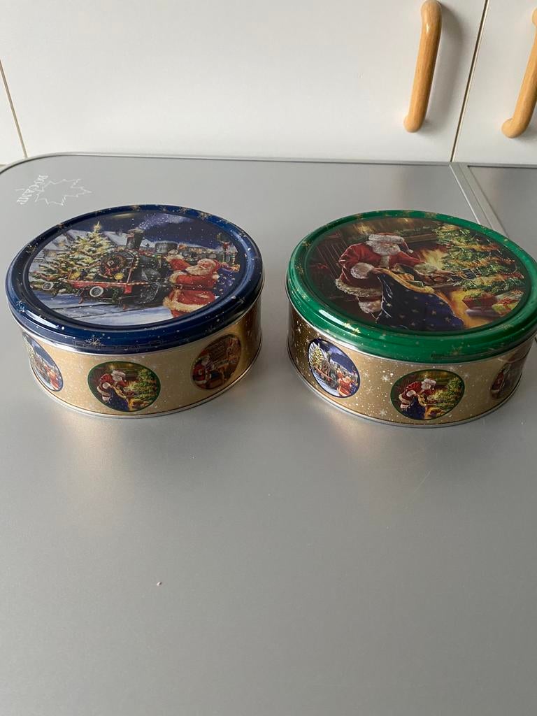 🍄 2 blikken dozen met vintage Kersttaferelen, Ophalen of Verzenden, Zo goed als nieuw