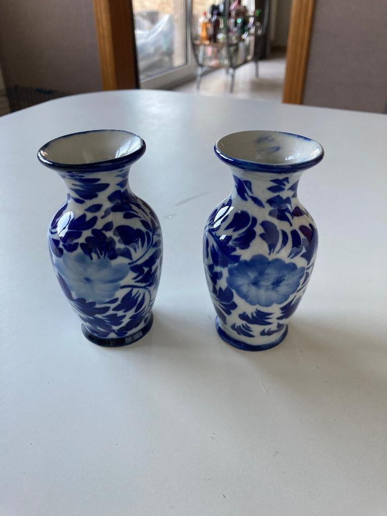 Delfts blauwe vaasjes - 2 stuks, Antiek en Kunst, Antiek | Keramiek en Aardewerk, Ophalen of Verzenden