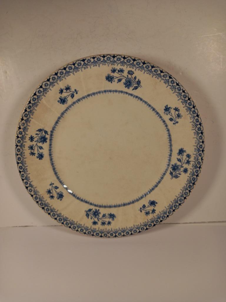 Assiette chantourné - boch frère - Astre, Enlèvement ou Envoi