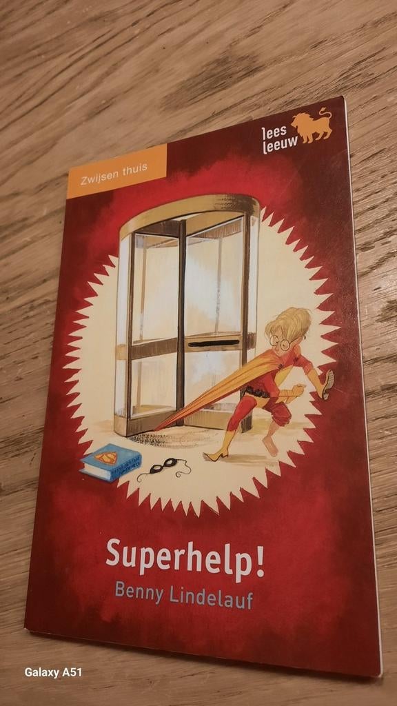 Leesleeuw - Superhelp, Boeken, Ophalen of Verzenden, Gelezen