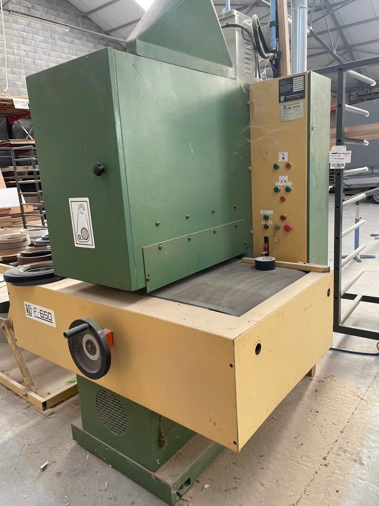 Breedbandschuurmachine, Ophalen