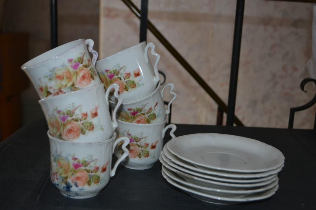 Servies 6 tassen bloemmotief, Ophalen, Zo goed als nieuw, Overige stijlen, Kop(pen) en/of Schotel(s)