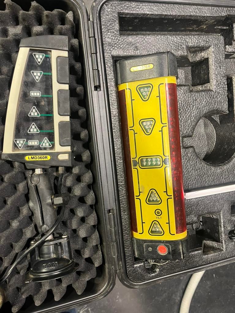 Leica machineontvanger + scherm, Zakelijke goederen, Machines en Bouw | Kranen en Graafmachines, Graafmachine, Ophalen