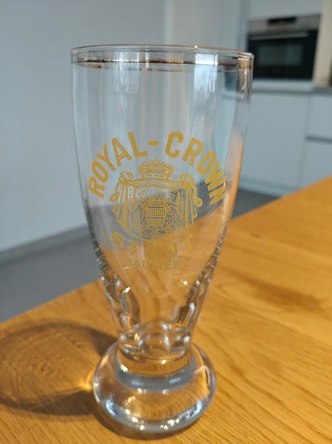 Royal - Crown Stout Caulier, Verzamelen, Biermerken, Ophalen of Verzenden, Zo goed als nieuw